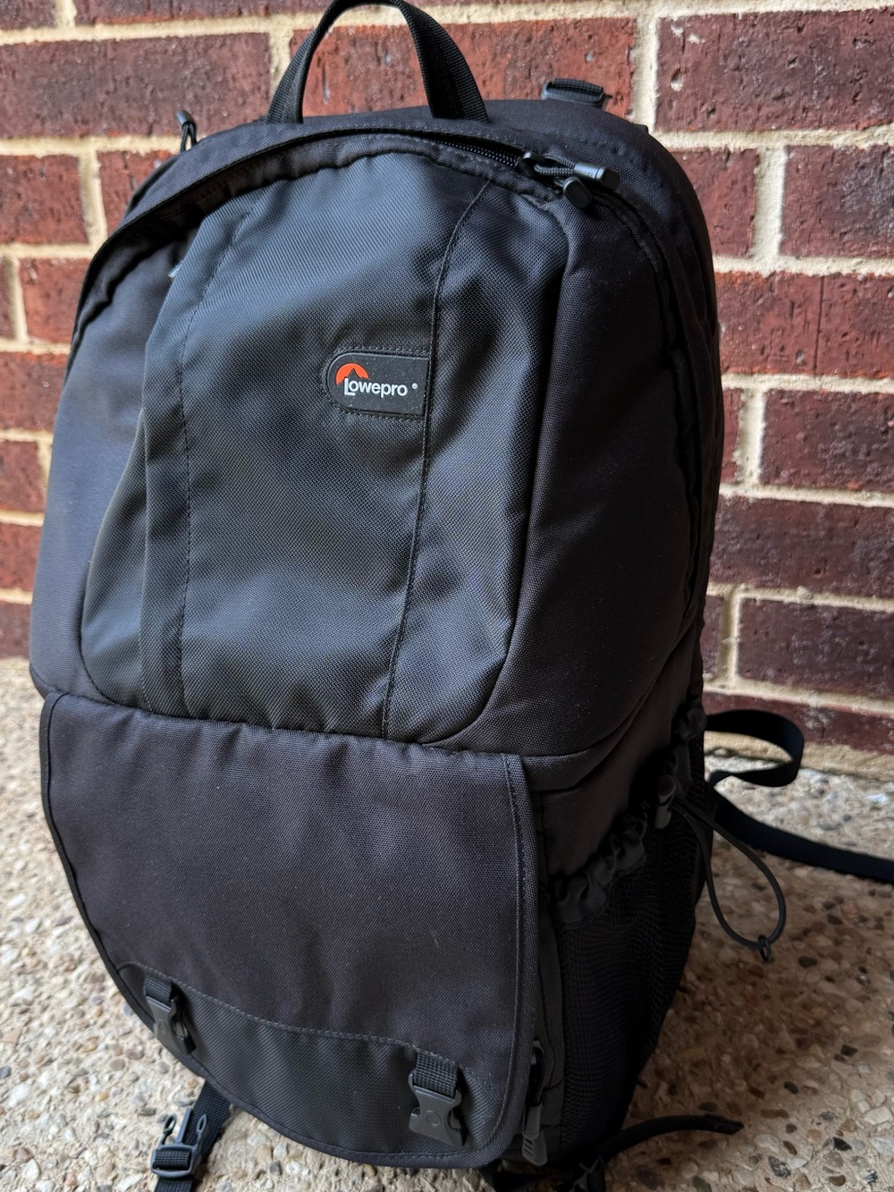 Lowepro Fastpack 350 DSLR Camera Backpack Laptop Travel Bag Black Excellent